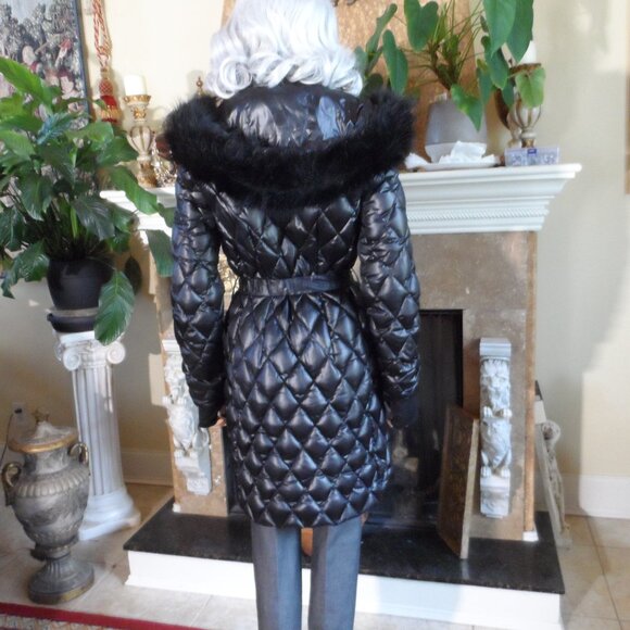 New Diane Von Furstenberg Black Quilted Down Coat w/Faux Fur Trim Hood Size S - Picture 13 of 16